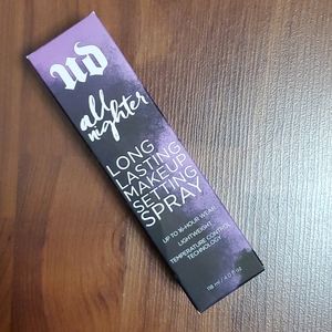 SOLD! Urban Decay Setting Spray